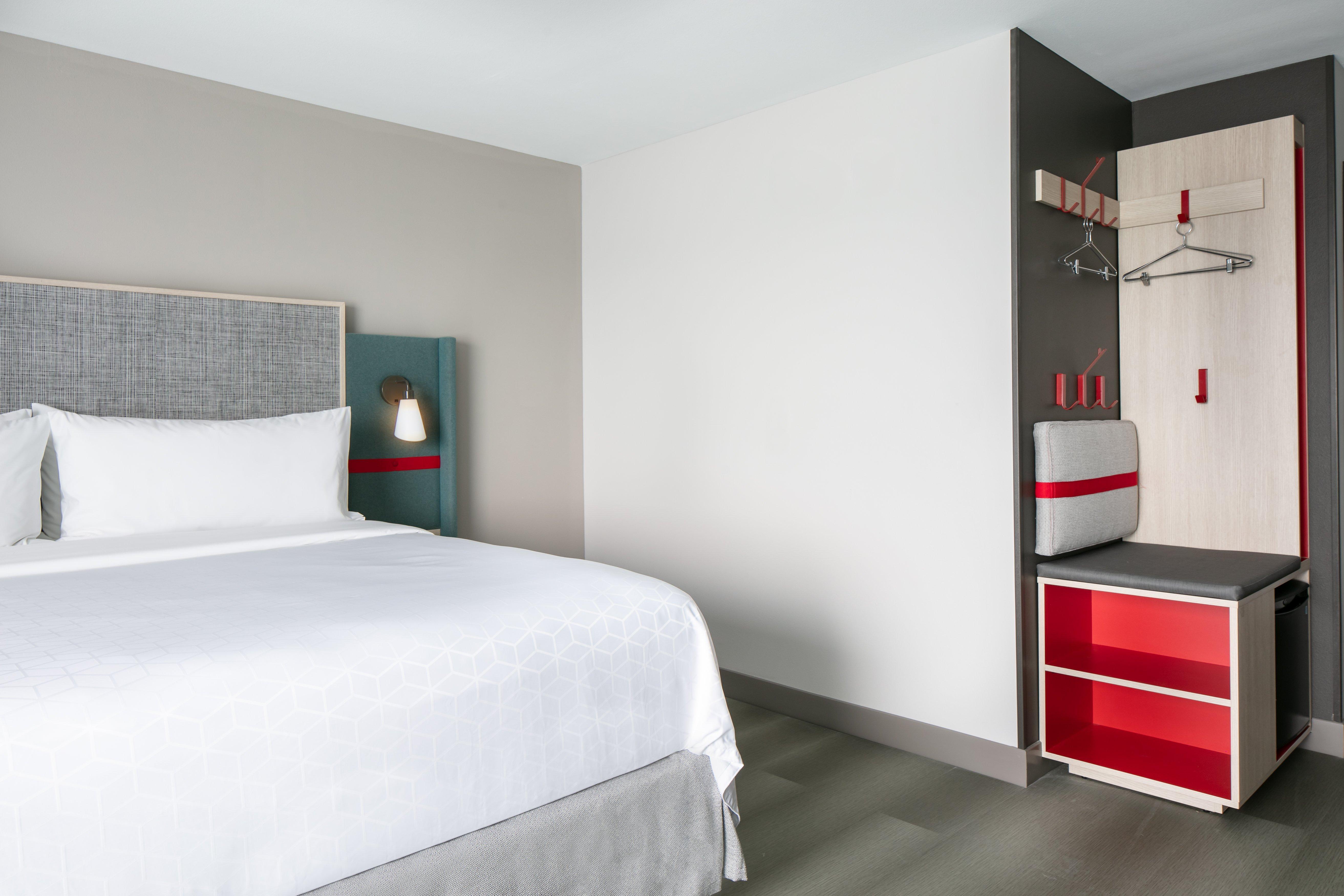 Avid Hotels - Roseville - Minneapolis North, An Ihg Hotel Εξωτερικό φωτογραφία